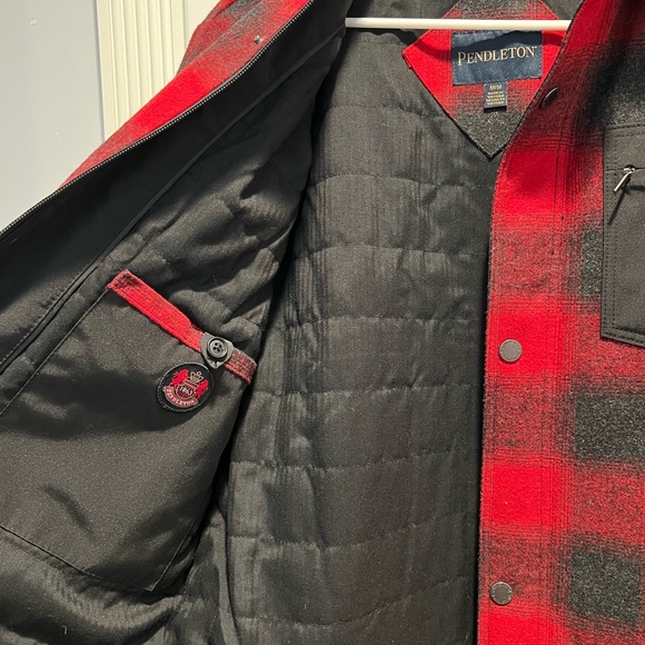 Pendleton Wool Red/Black Buff Check Shirt Jacket size Medium - Picture 4 of 6